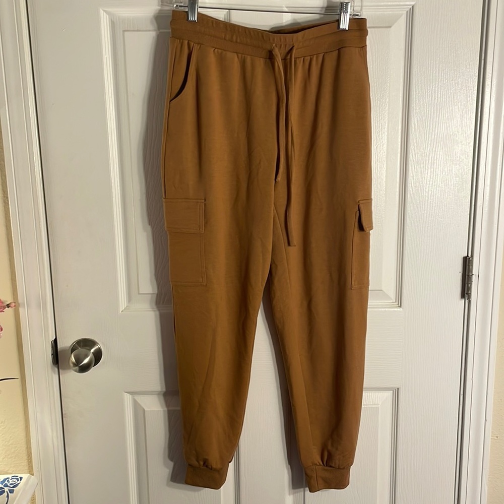 Rae Dunn Cargo Joggers